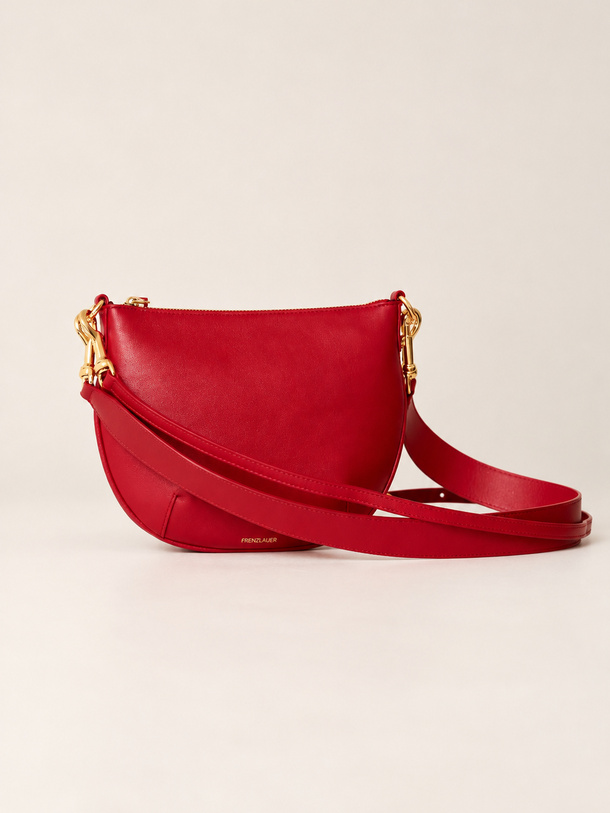 Curve Red